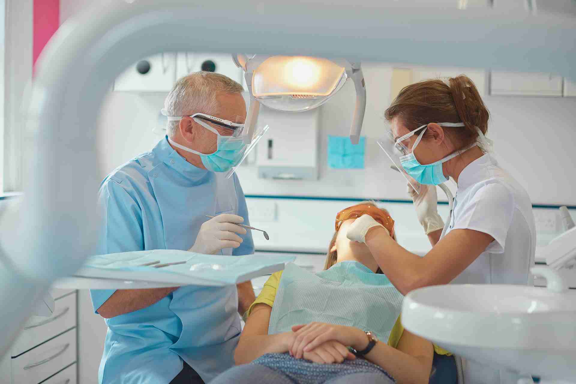 Dentist in Newhall, CA